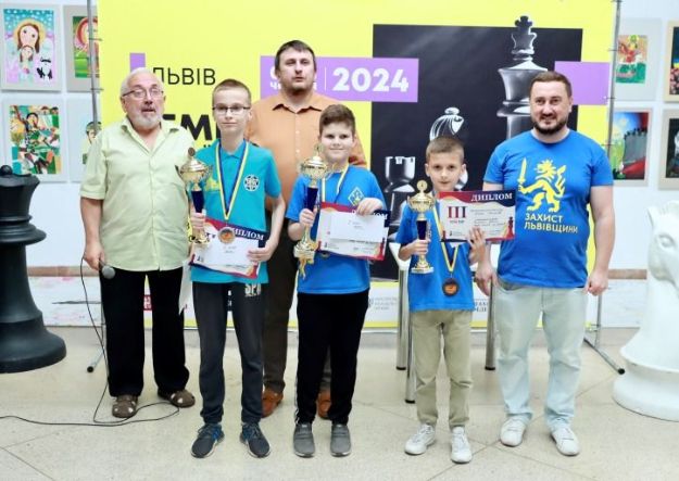 Двоє 11-річних шахістів зі Львівщини стали чемпіонами України