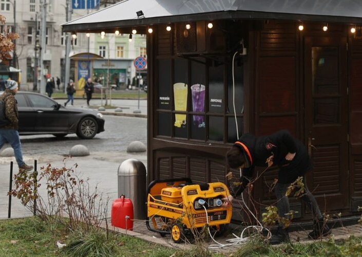 У Львові співробітники кав'ярні отруїлися газом від генератора