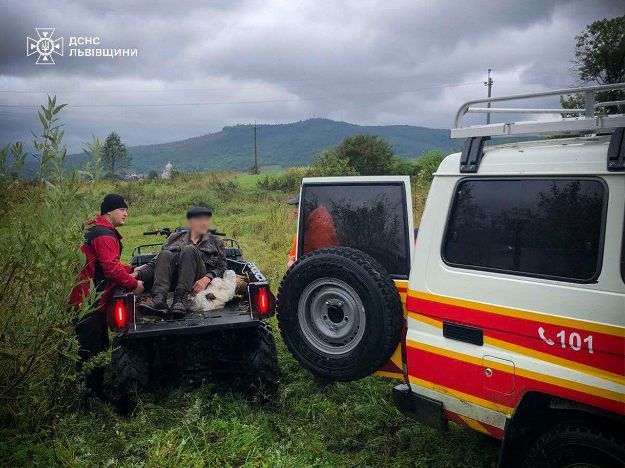 Добу пробув у лісі: на Стрийщині з допомогою БпЛА розшукали 84-річного грибника