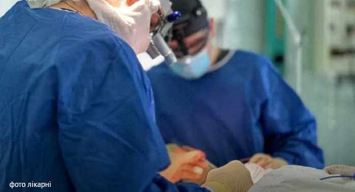 Львівські онкологи успішно прооперували 57-річного чоловіка з раком молочної залози