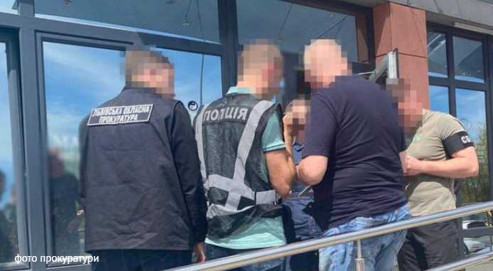 Львів'янин за 12 тис. доларів обіцяв військовому уникнути служби