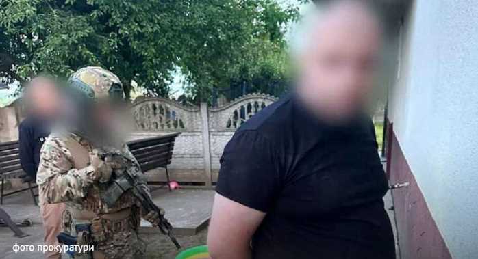 29-річного мешканця Львівщини затримали після одержання 21 тис. доларів від ухилянтів