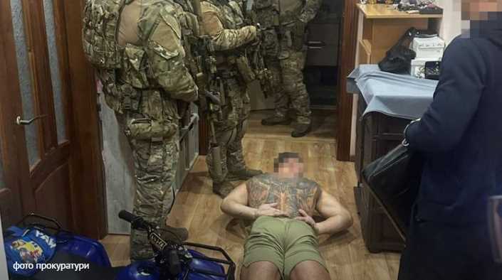 На Львівщині троє переправників організували схему втечі ухилянтів за 11 тис. доларів