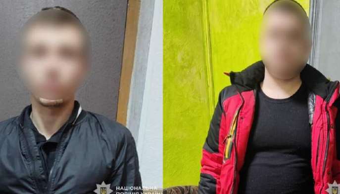 Озброєні нападники уночі увірвались у приватний будинок на Львівщині і побили господарів