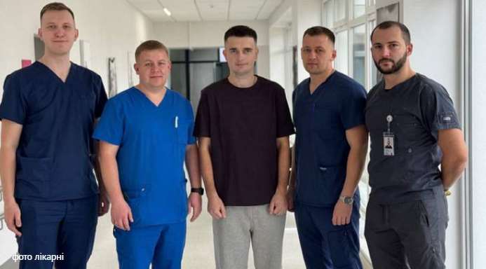 Хірурги врятували 28-річного львівʼянина з недугою, яка найчастіше проявляється у немовлят