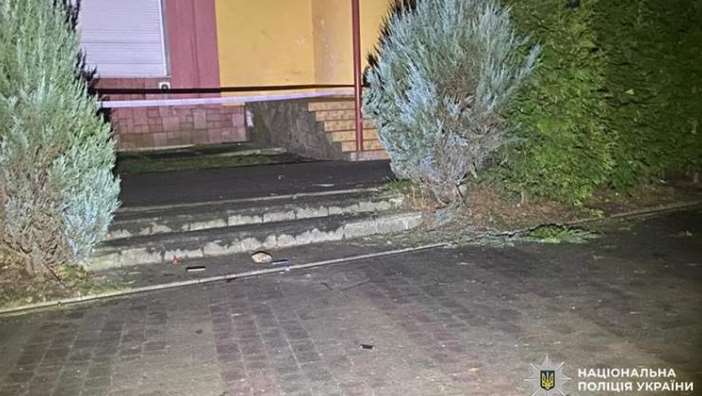 31-річний хуліган підірвав гранату в піцерії в Новояворівську