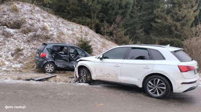 На Львівщині водійка Hyundai Getz спричинила ДТП, 15-річний пасажир потрапив до реанімації