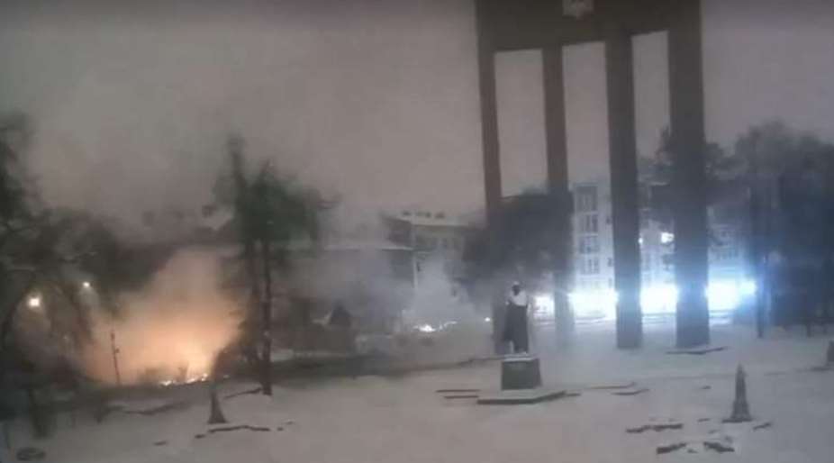 Росія атакувала ударним дроном пам'ятник Степанові Бандері у Львові