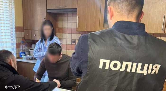 Нацполіція проводить обшуки у двох лікарнях на Львівщині