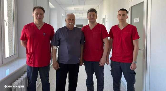 Спеціалісти Львова під час дії одного наркозу провели пацієнту дві абсолютно різні операції
