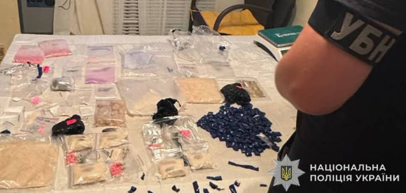 Дев’ятеро мешканців Львова збували наркотики в особливо великих розмірах