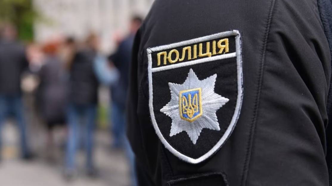У Києві поліцейський застрелив чоловіка, який намагався вбити свою маму