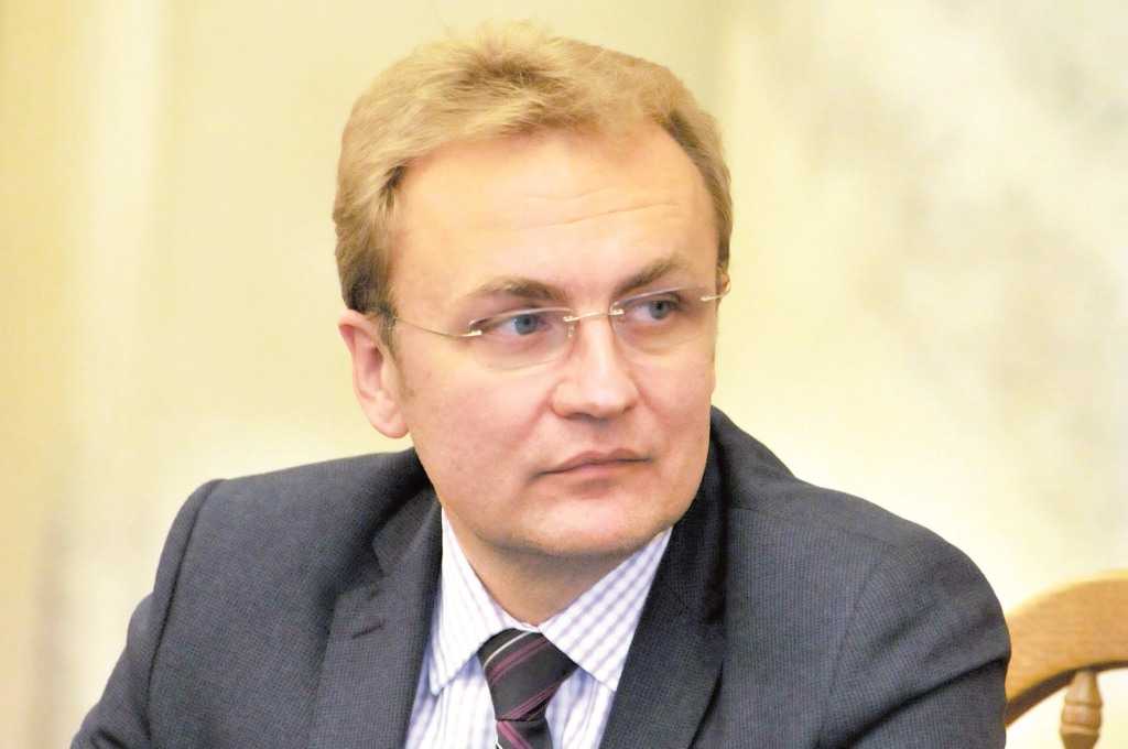 Андрій Садовий знімає свою кандидатуру з виборів