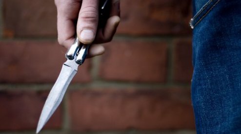 Поліцейські повідомили мешканцю Львівщини про підозру у спричиненні ножових поранень своєму зятю