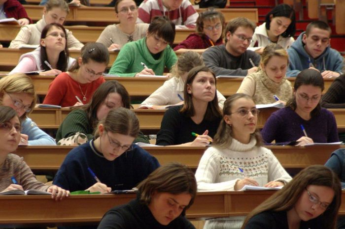 Во Львове 31 ученик набрал по 200 баллов на ВНО